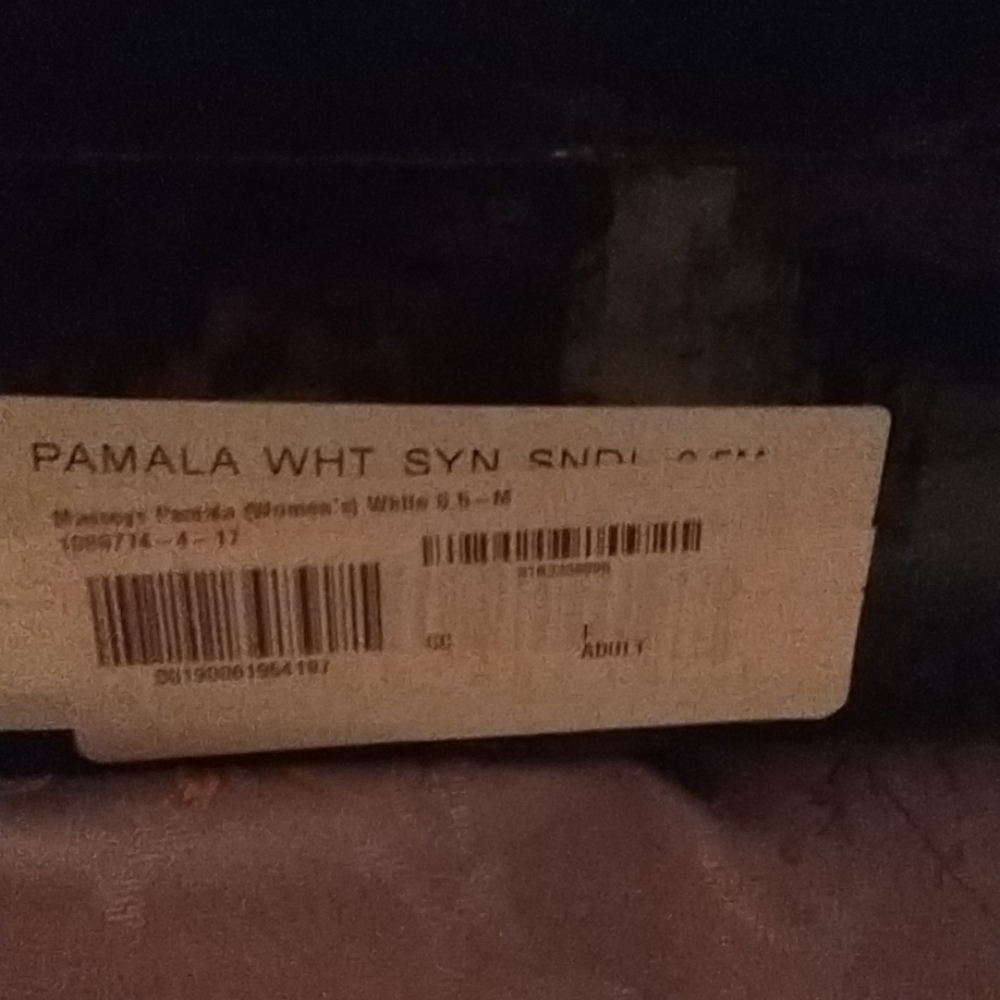 Shoes - Picture 5 of 6